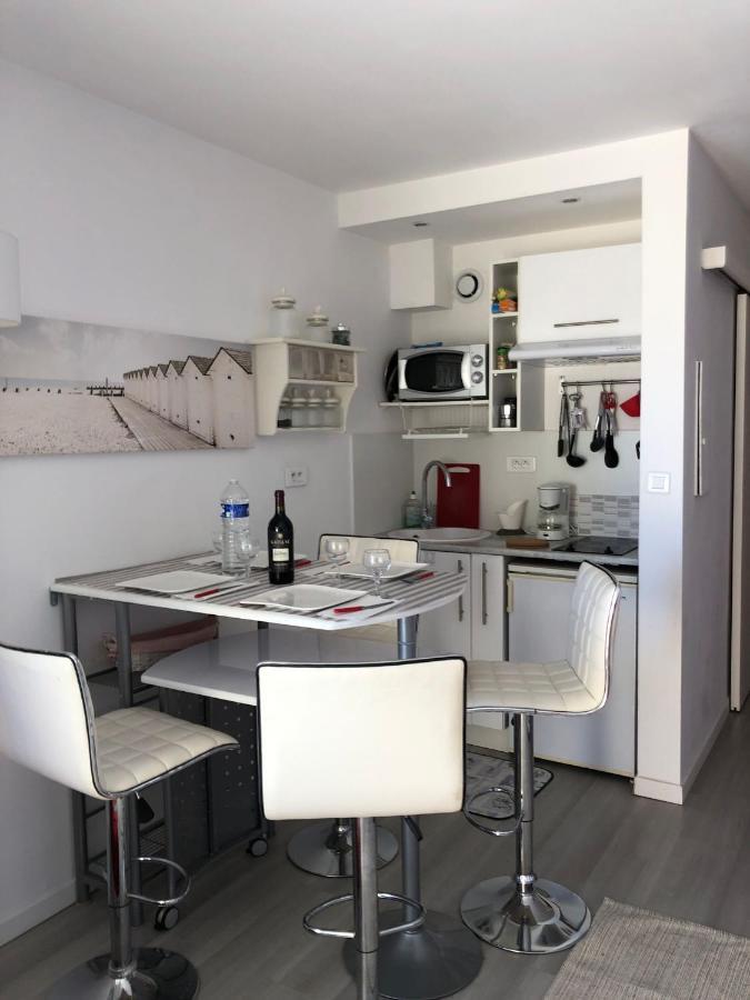 Charmant Studio A Cros De Cagnes Exteriör bild