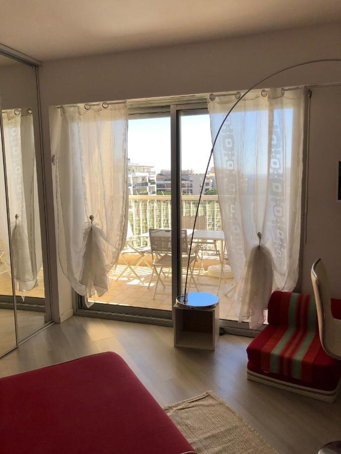 Charmant Studio A Cros De Cagnes Exteriör bild