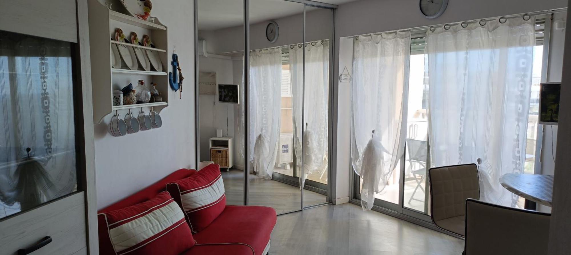 Charmant Studio A Cros De Cagnes Exteriör bild